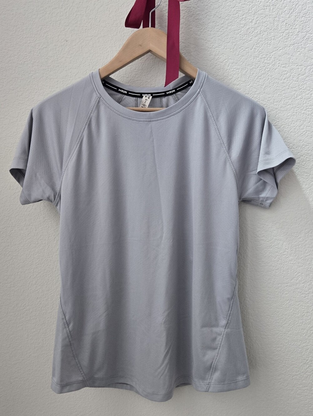 Bundle (7) Active Shirts - Picture 7 of 9